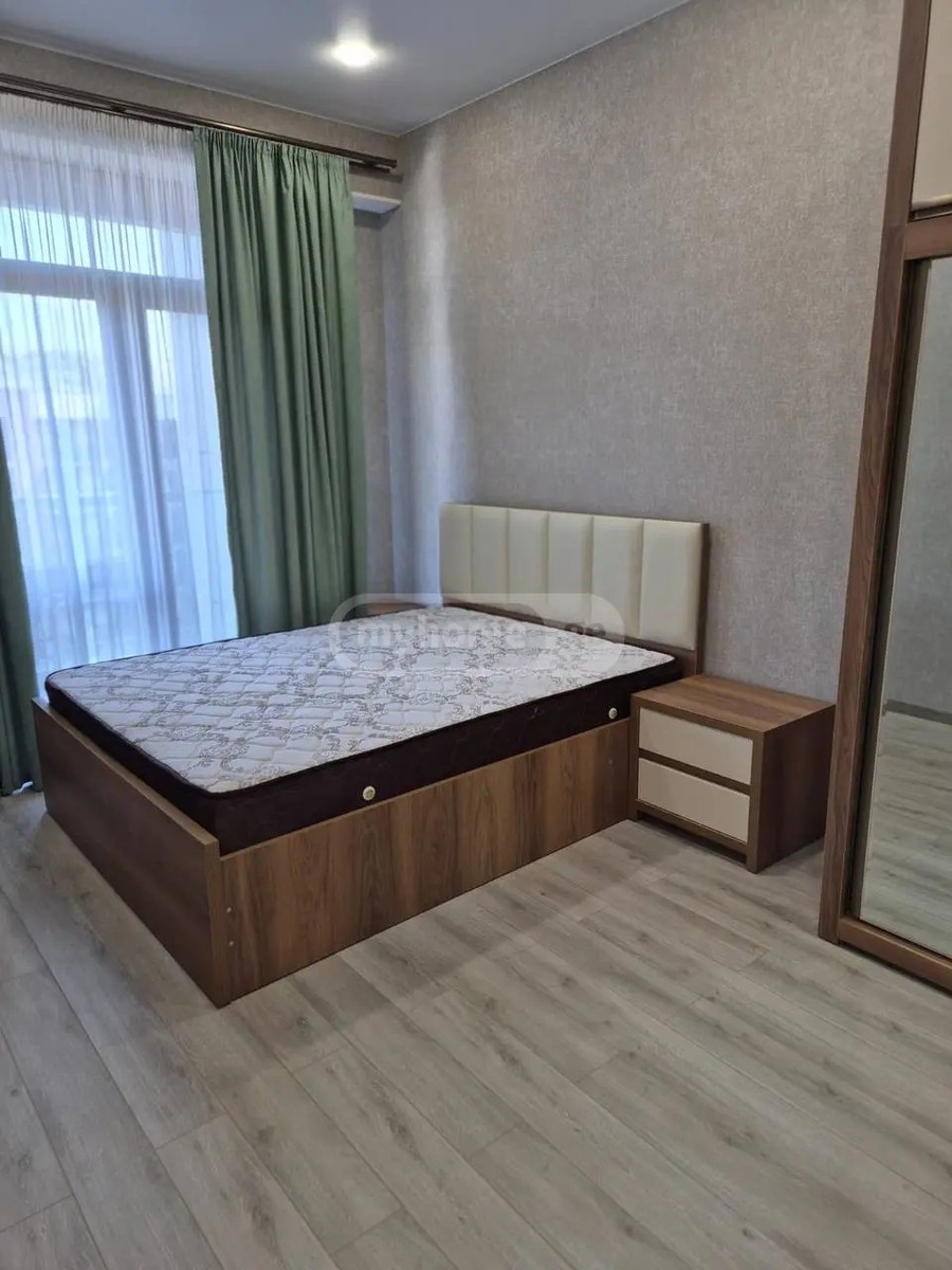 პოლიტკოვსკაია ა. ქ. (ჯიქია) 34 - 3 rooms
