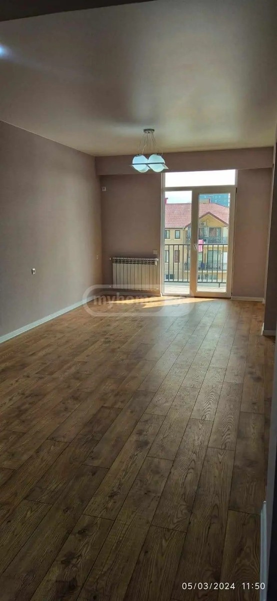 გრიგოლ ჩხიკვაძის ქუჩა 3 - 3 rooms