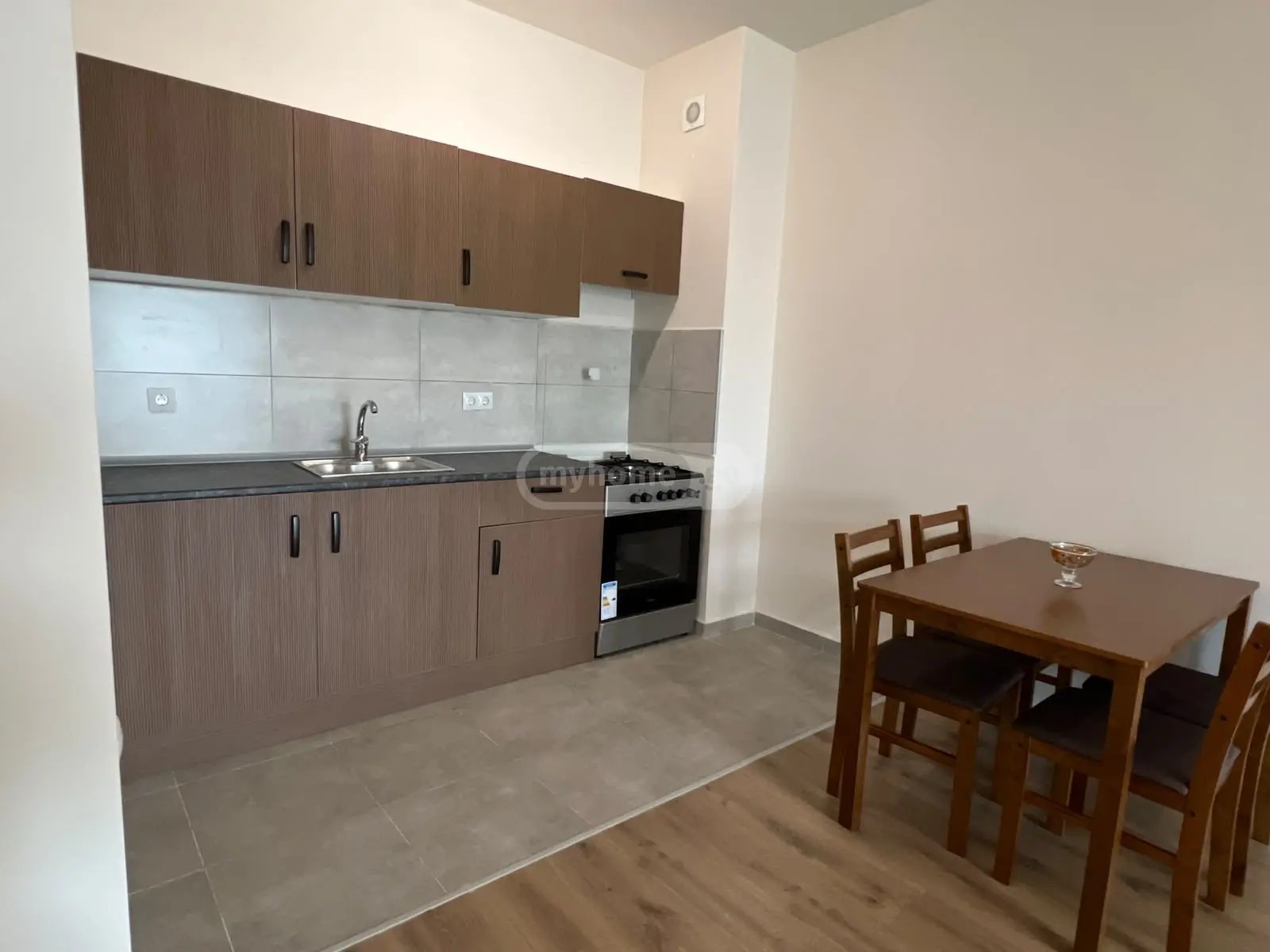 ნიკეას ქ.  - 2 rooms