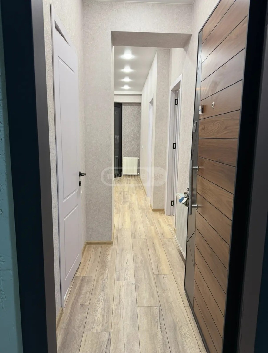 მონპერე ფ. ქ. 12 - 3 rooms