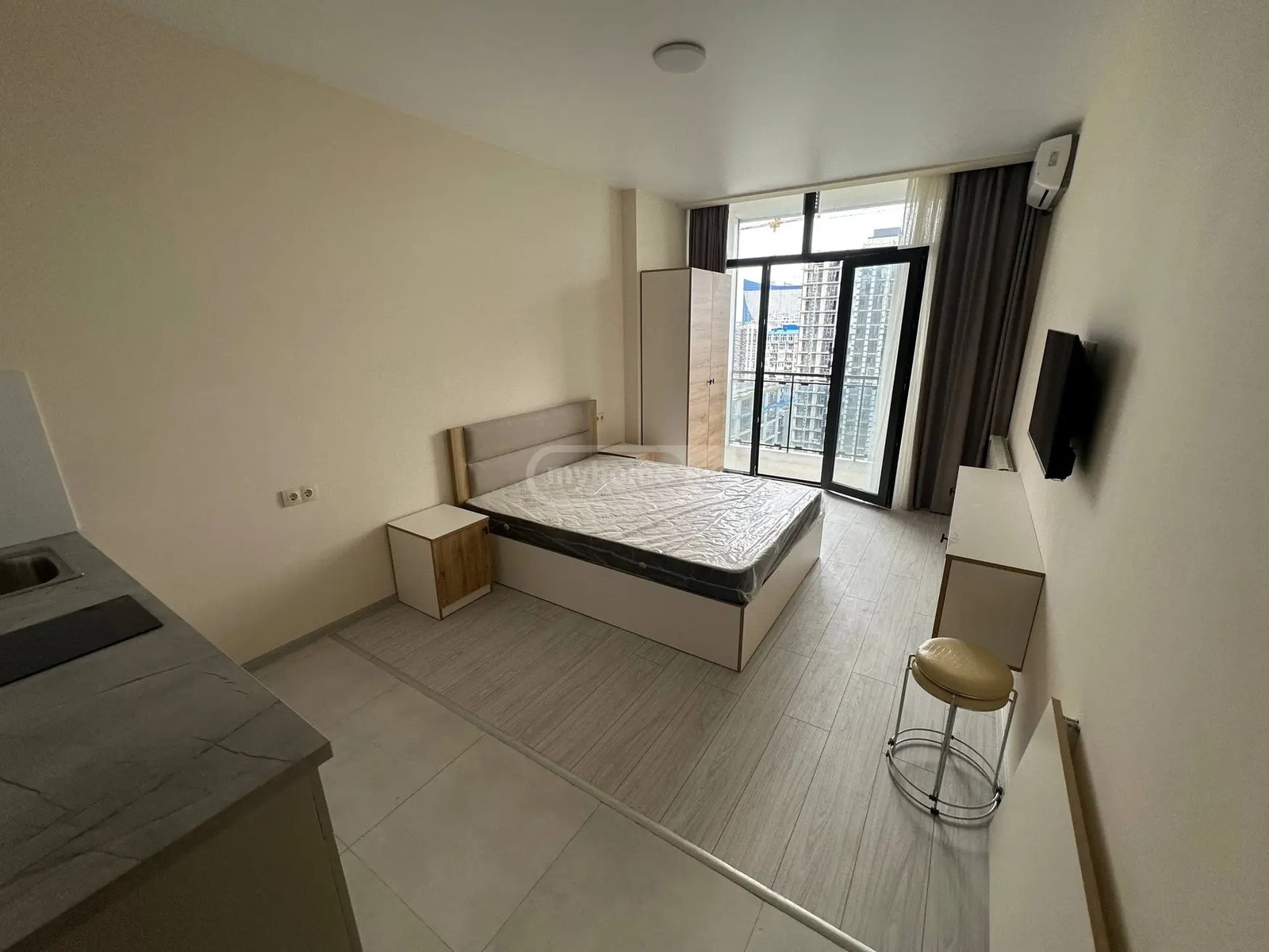 ანგისის ქ. 8 - 1 rooms