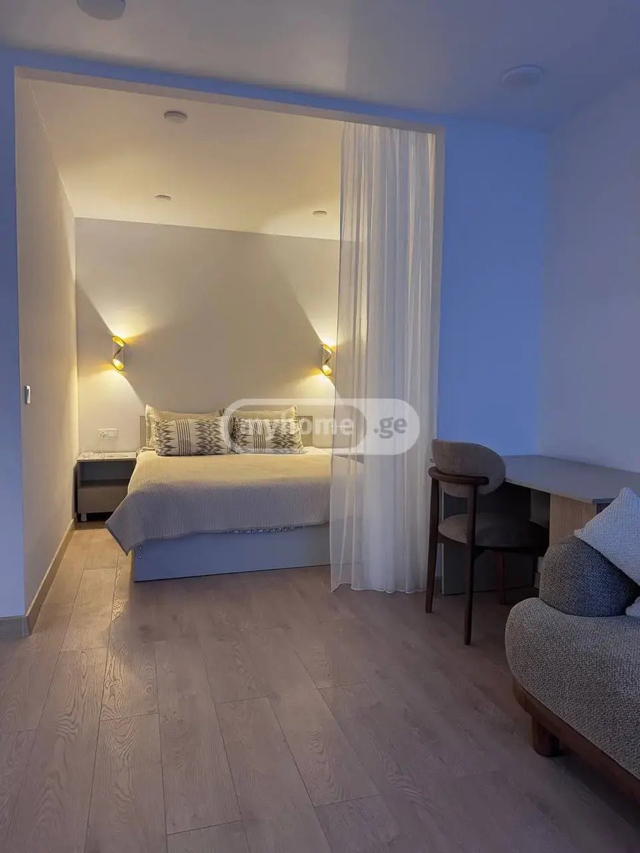 აბუსერიძე ტ. ქ. 13 - 2 rooms