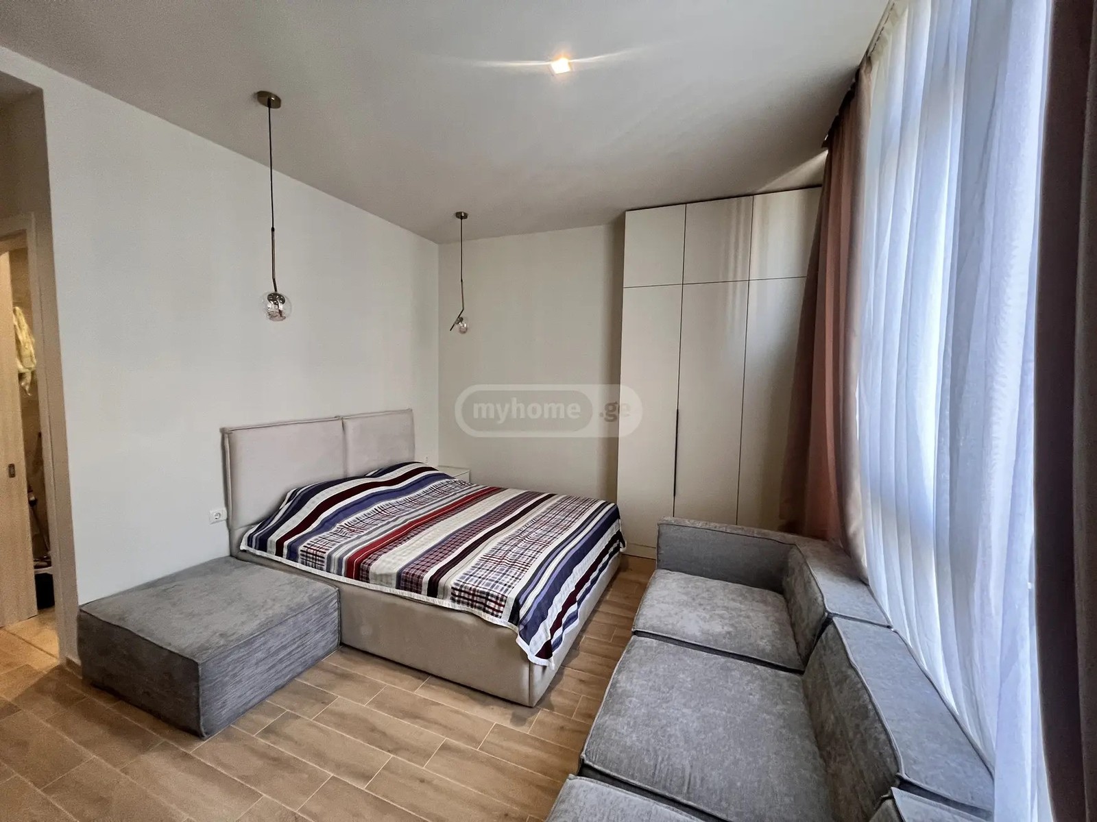 ანგისის ქ. 8 - 1 rooms