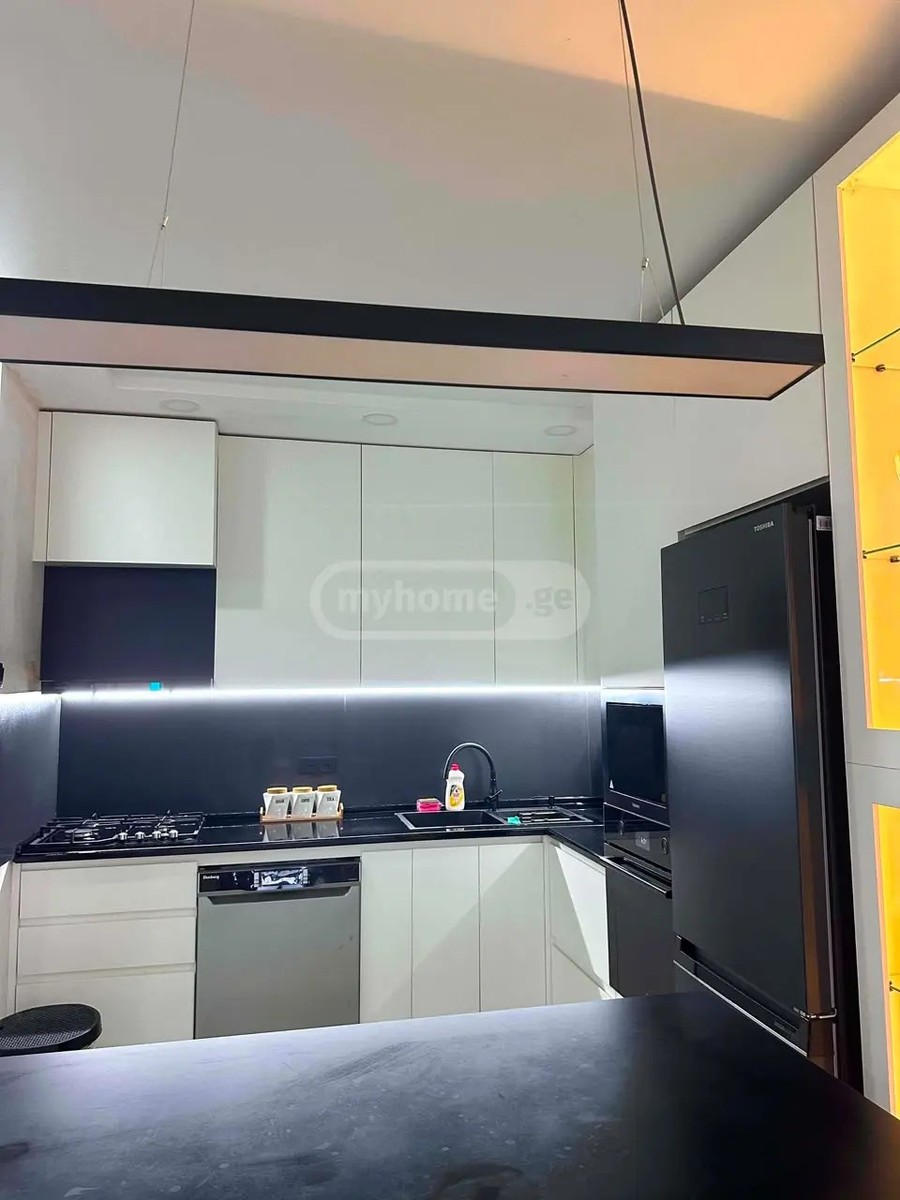 კაჩინსკი ლ. და მ. ქ.  - 3 rooms