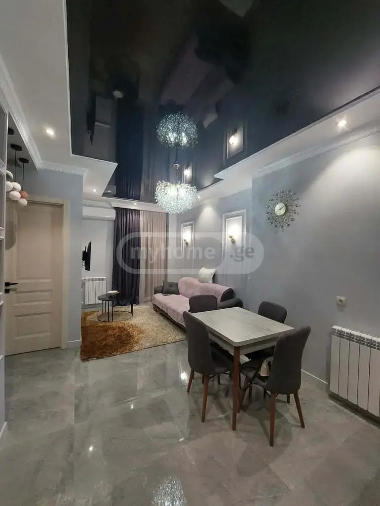 ლომონოსოვი მ. ქ. 0 - 3 rooms