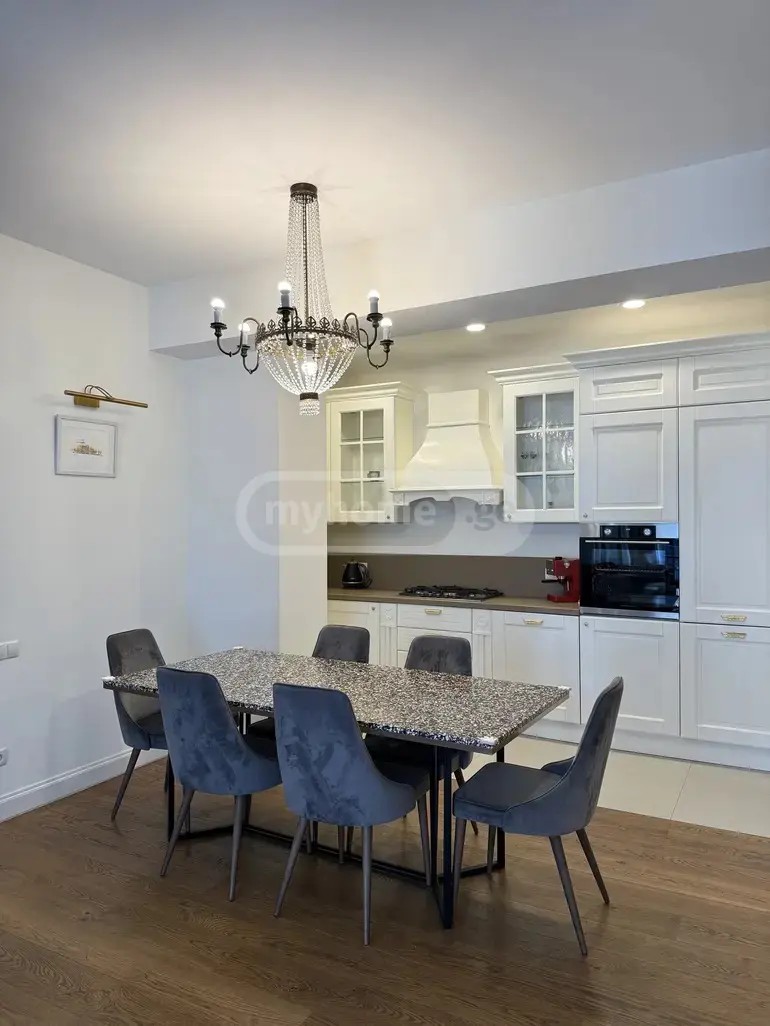 თაქთაქიშვილის ქ.  - 3 rooms