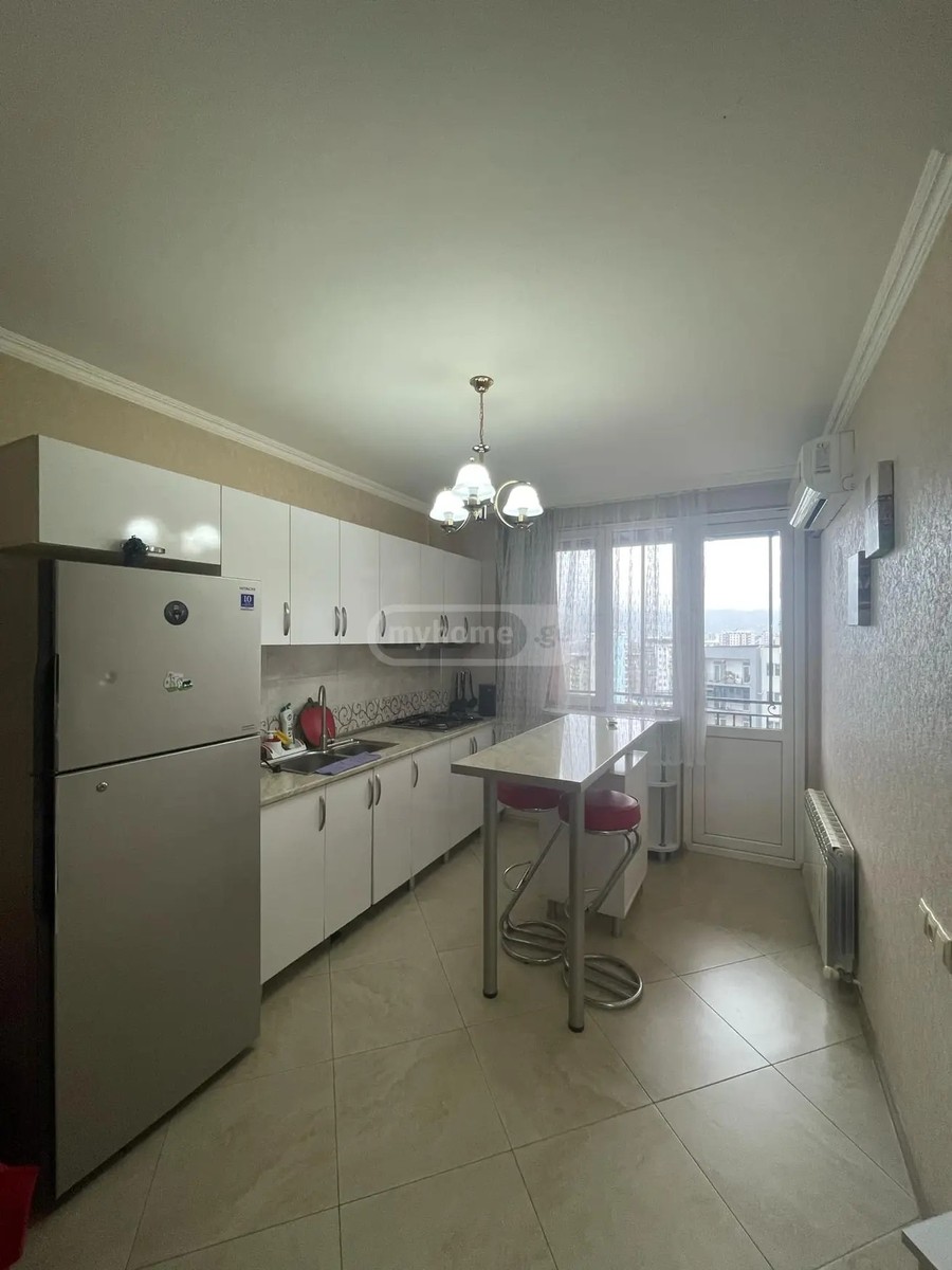 აბუსერიძე ტ. ქ. 42 - 2 rooms