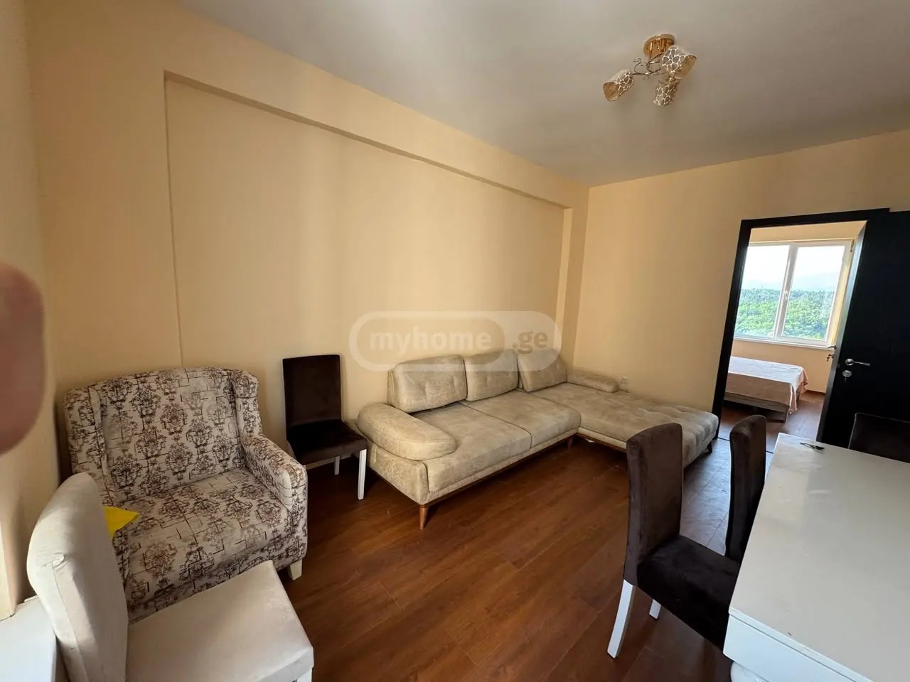 შერვაშიძის ქ. 53 - 2 rooms