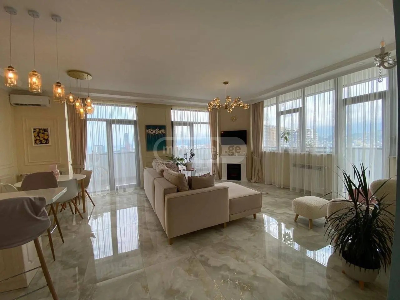 ფიროსმანის ქ. 17 - 2 rooms