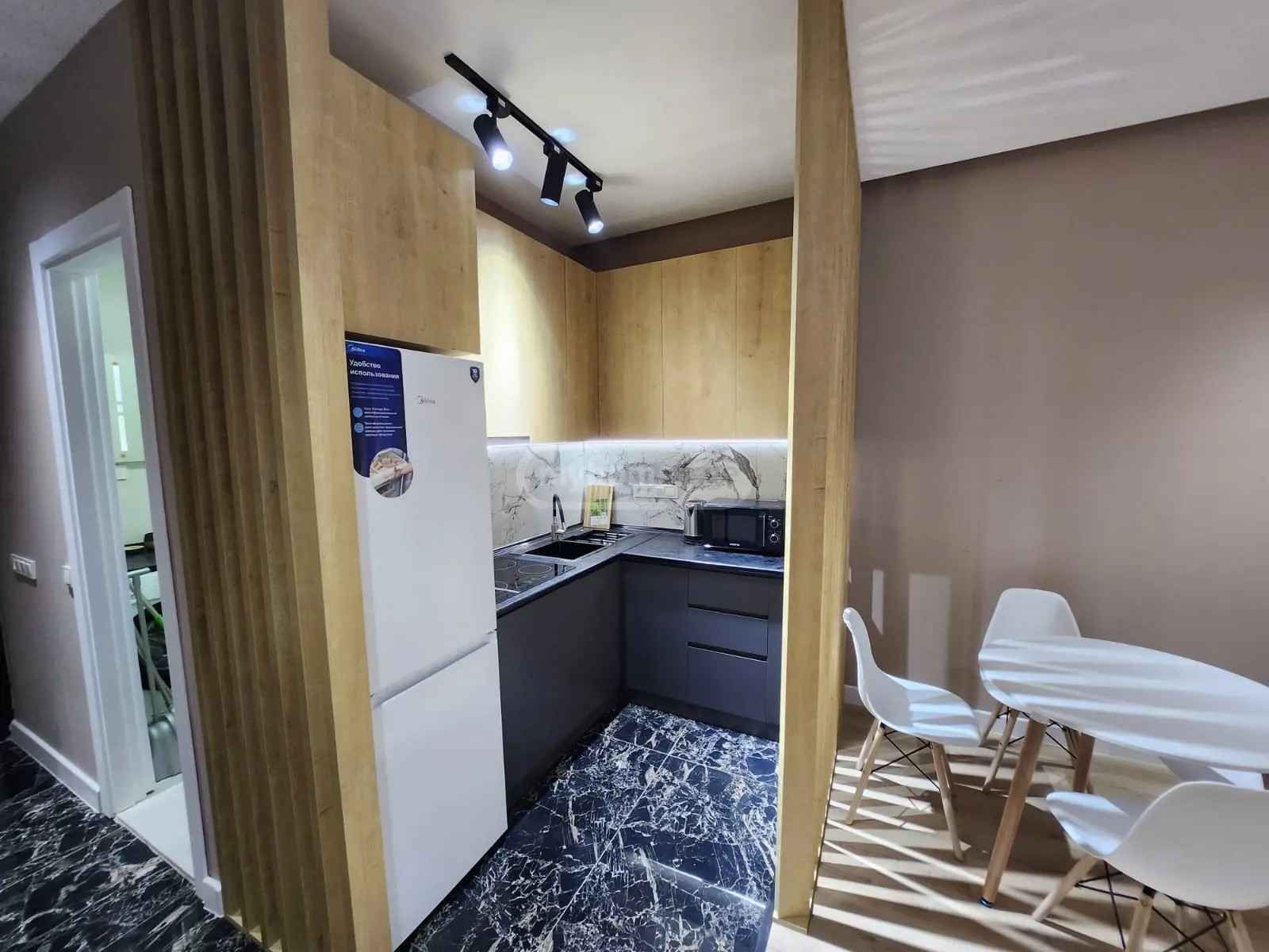 შარტავა ჟ. ქ. 8 - 3 rooms