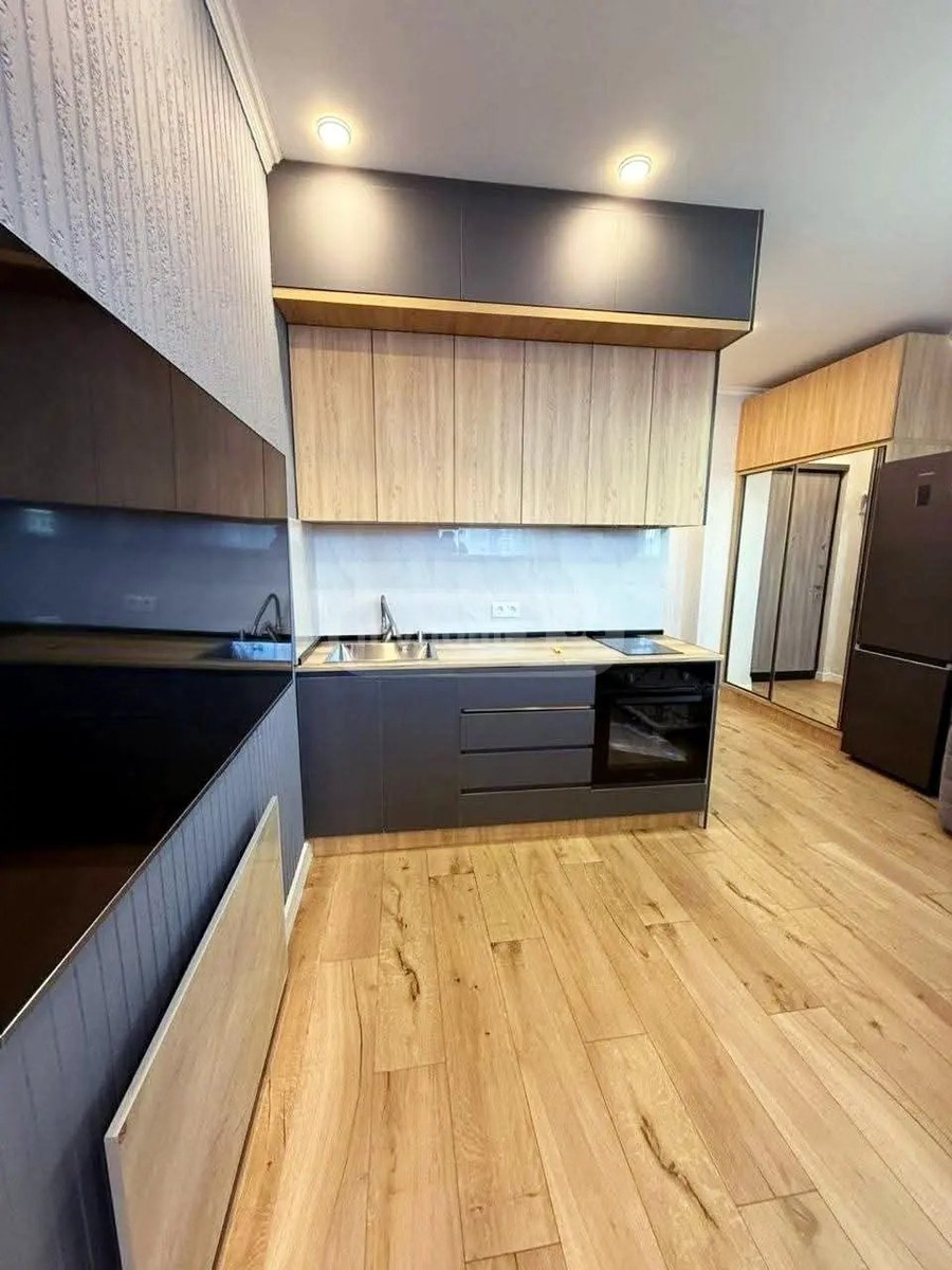 აბუსერიძე ტ. ქ. 14 - 2 rooms