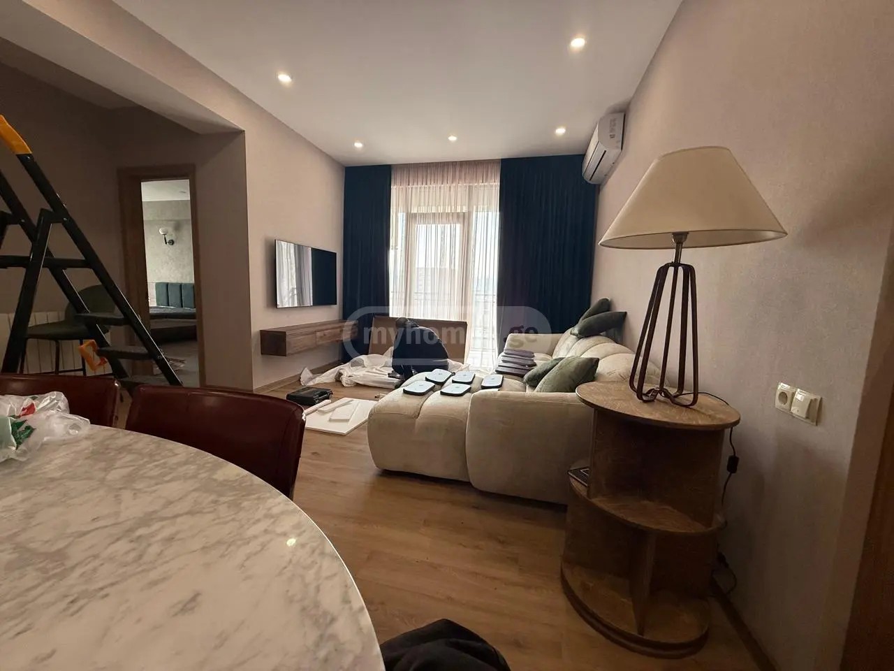 ნუცუბიძის ქ.  00 - 3 rooms