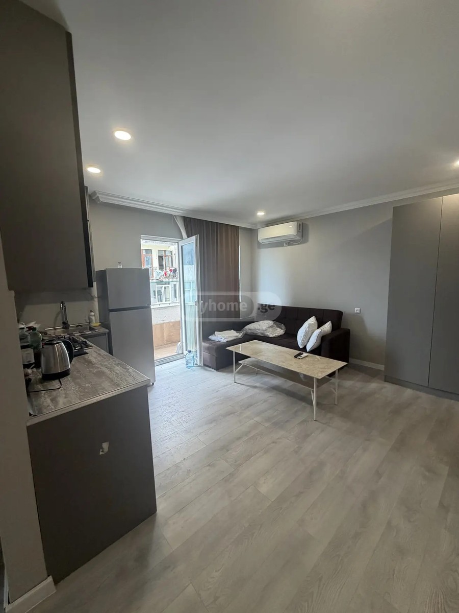 ანგისის ქ. 13 - 3 rooms