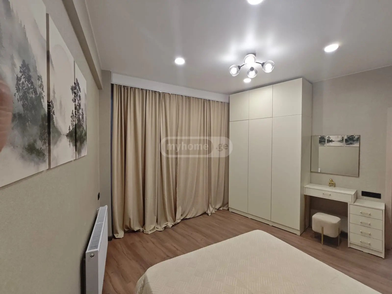 ლაისტი ა. ქ. 1 - 2 rooms