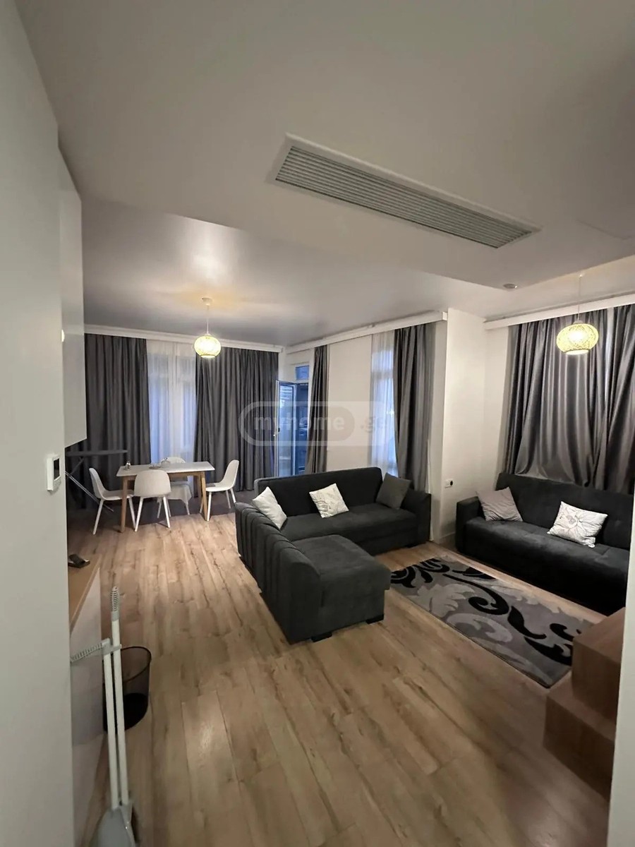 ლეხ და მარია კაჩინსკების ქუჩა 23 - 2 rooms