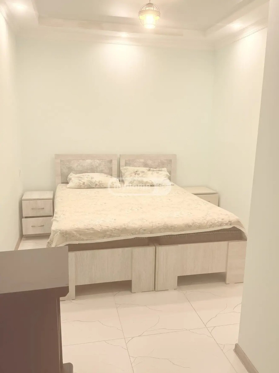 ახალგაზრდობის გამზ. 1 - 4 rooms