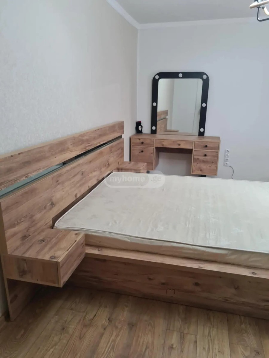 ვარკეთილის მასივი III - IV კვარტ. 15 - 3 rooms