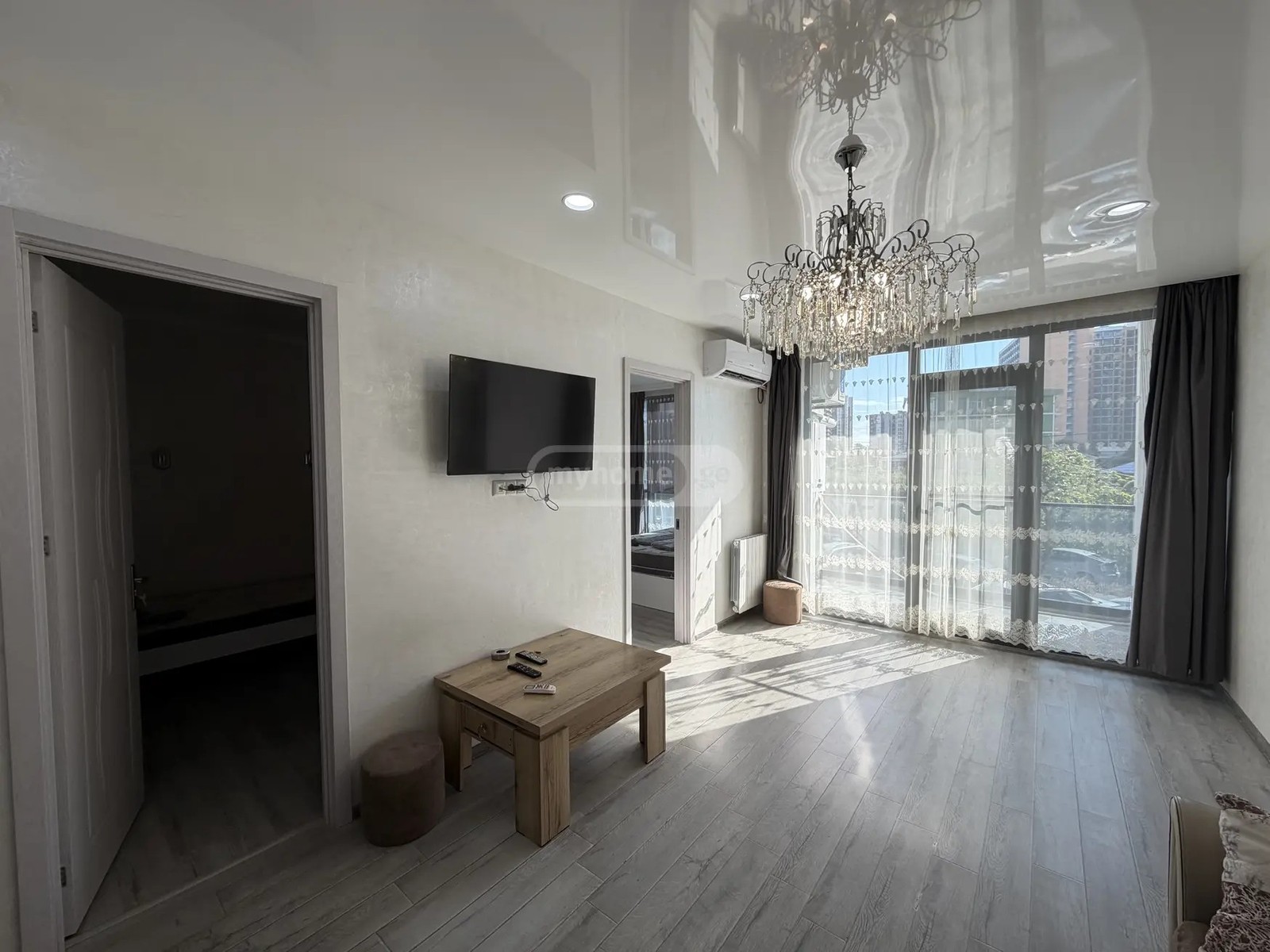 ლორთქიფანიძე გრ. ქ. 24 - 4 rooms