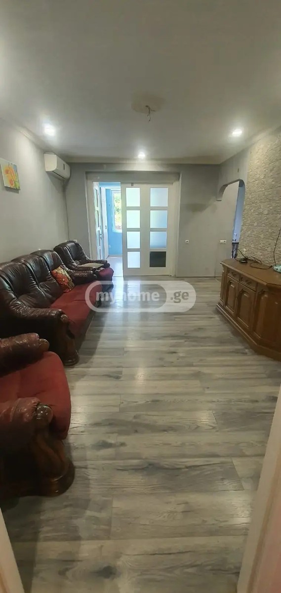 ნუცუბიძის ქ.  221 - 3 rooms