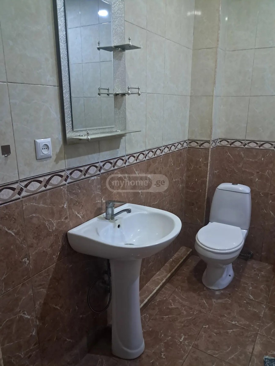 დ.არაყიშვილის ქუჩა 1 - 3 rooms
