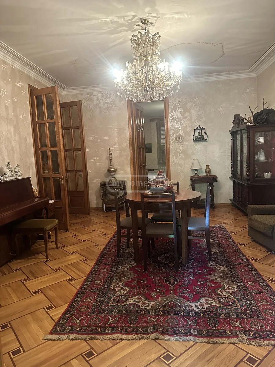 ჭიაურელი ს. ქ. 14 - 4 rooms