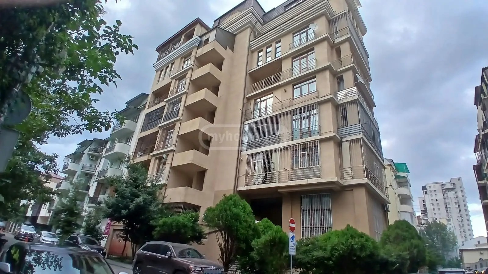 გიორგი გეგეჭკორის ქ. (შანხაის დასახლება) - 4 rooms
