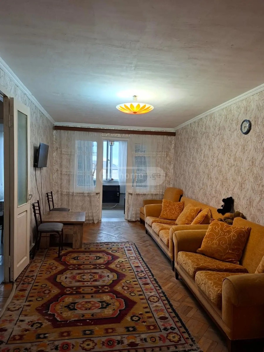 ახალგაზრდობის გამზ.  - 3 rooms