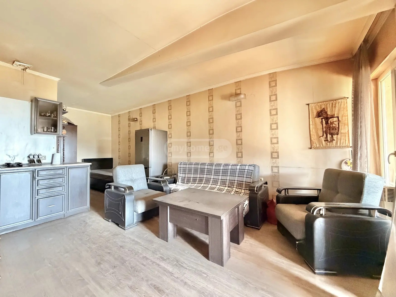 პეკინის გამზ. 24 - 1 rooms