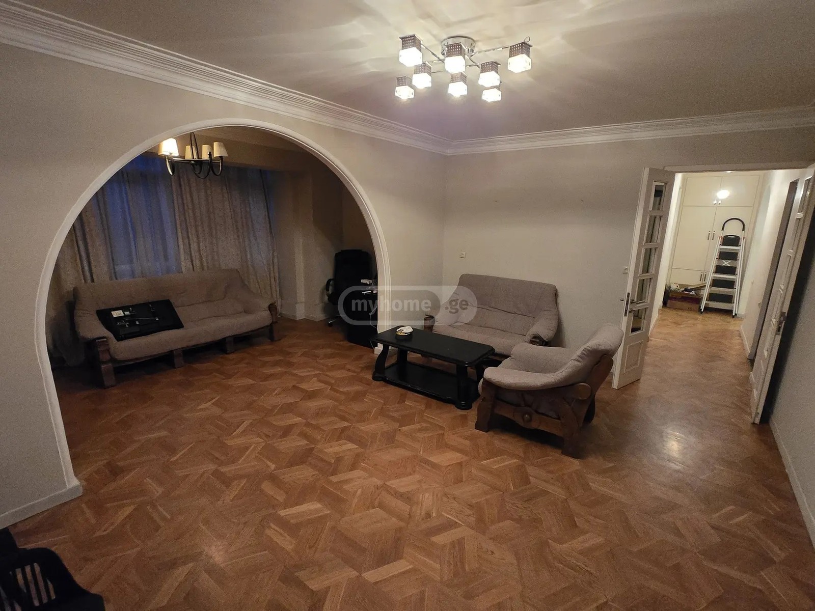 ბახტრიონის ქ. 7ა - 3 rooms