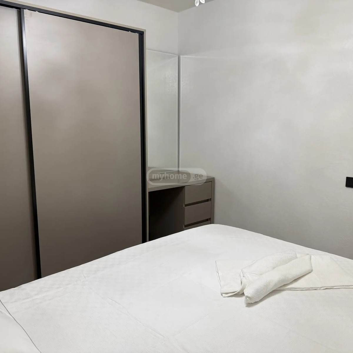 ნიჟარაძე რ. ქუჩა 17 - 2 rooms