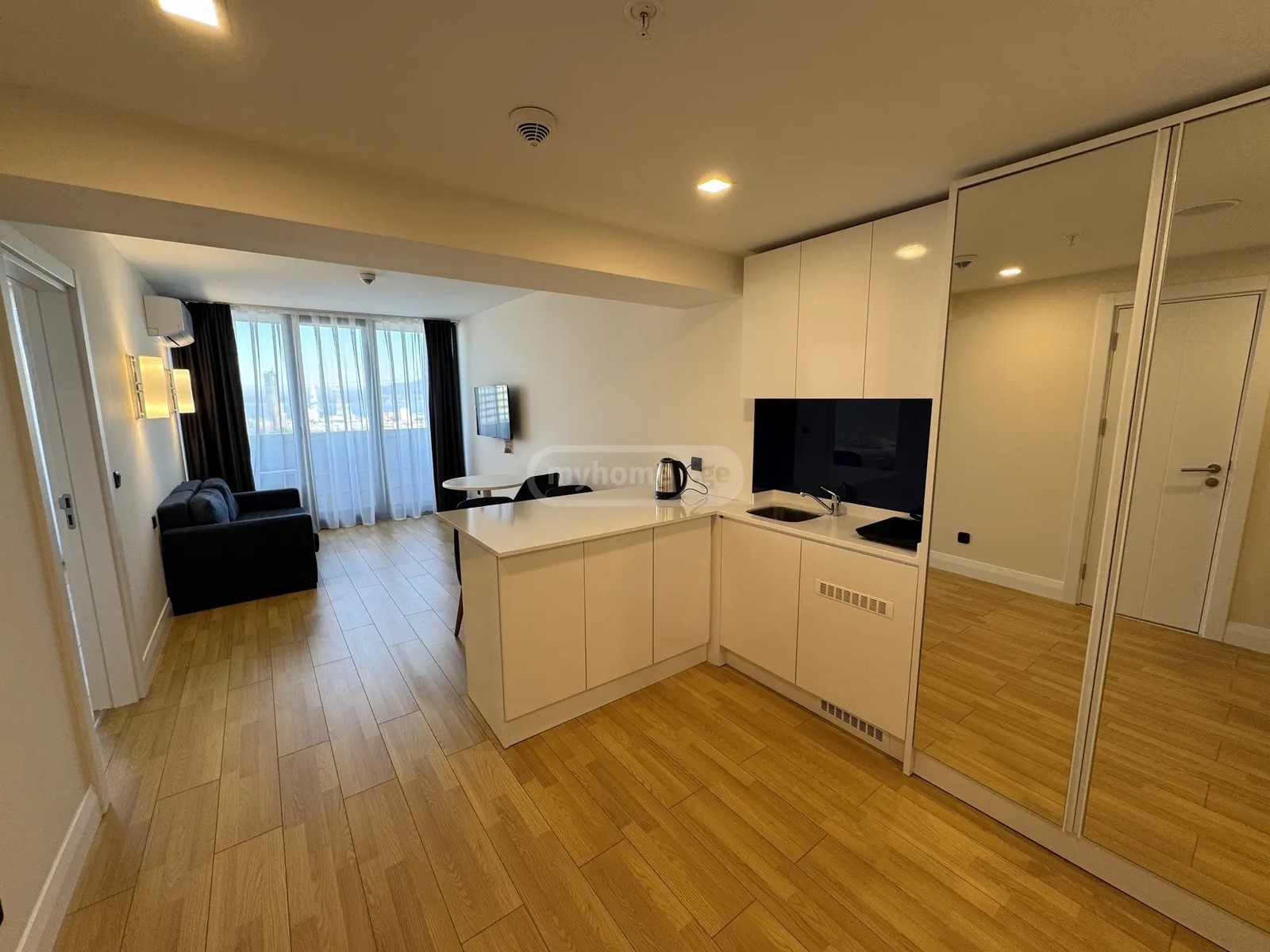 ფიროსმანის ქ.  - 2 rooms