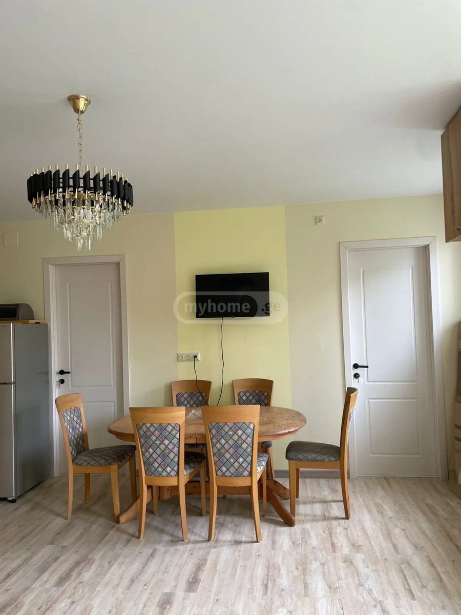 დ.არაყიშვილის ქუჩა  - 3 rooms