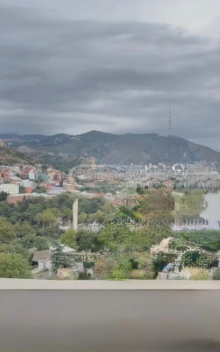 ლუსინიანის ქ. 8 - 4 rooms