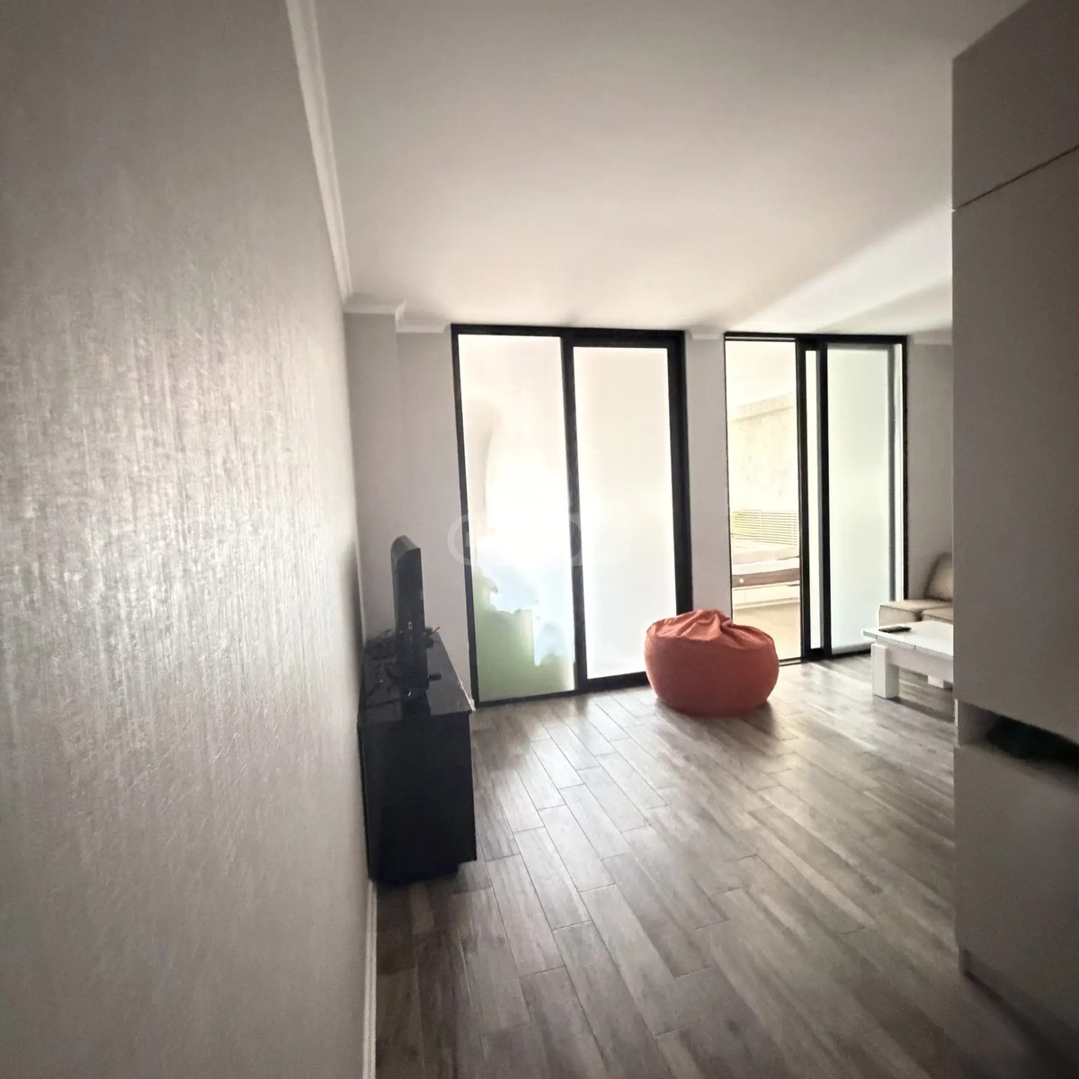 გორგასალი ვ. ქ.  - 3 rooms