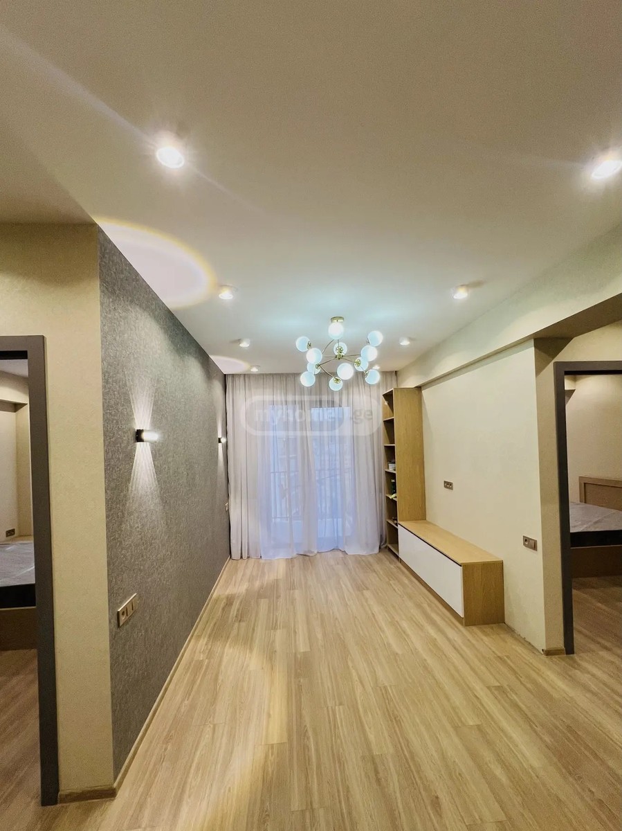გიორგი ბრწყინვალეს I შეს. 50 - 3 rooms