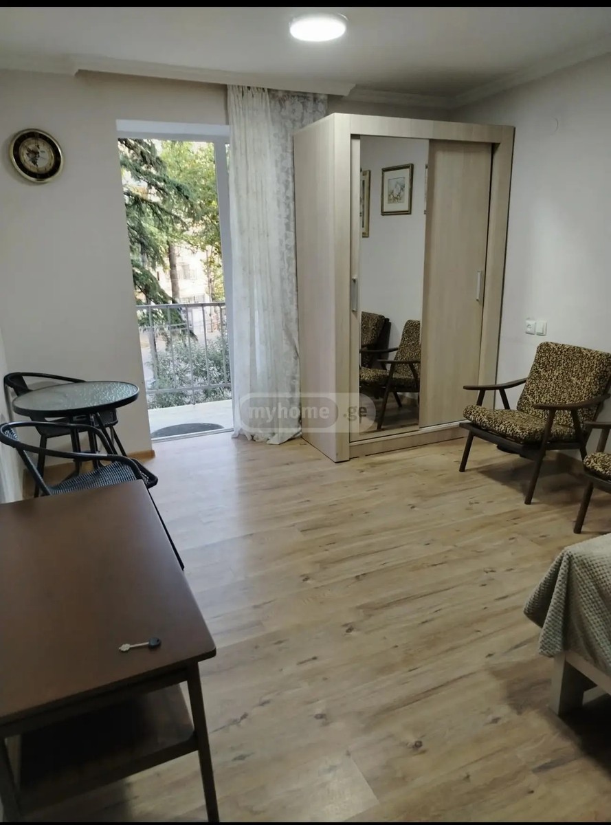 გამსახურდია ზ. გამზ.  - 1 rooms