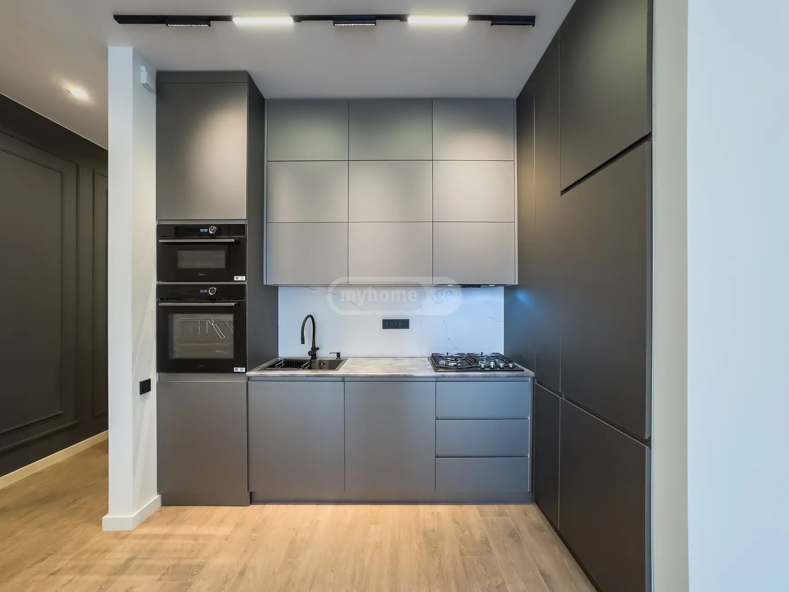 ნუცუბიძის ქ.  125 - 4 rooms