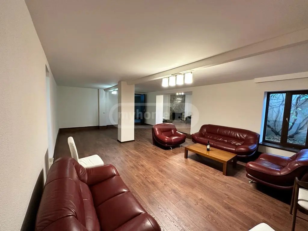 ტაბიძე ტ. ქ. 2 - 7 rooms