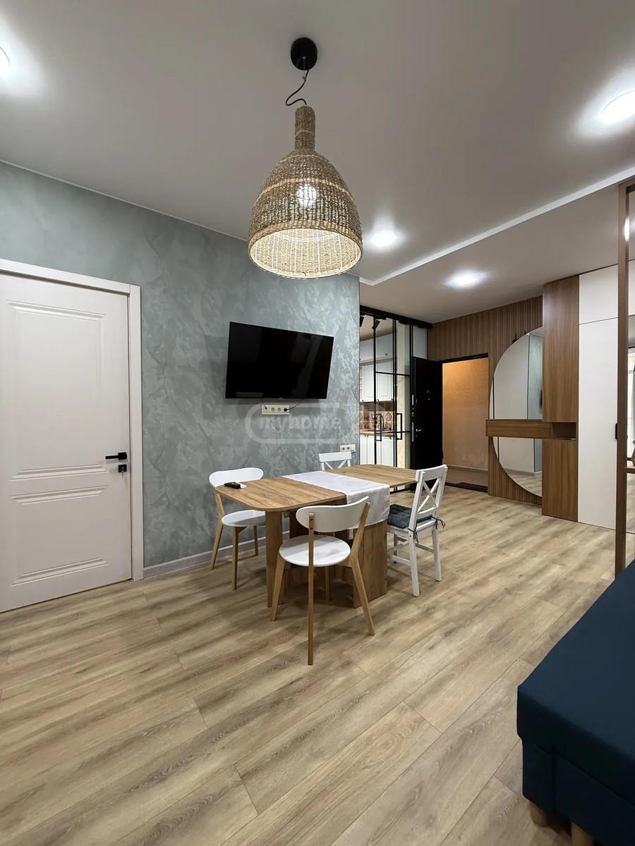 26 მაისის ქ.  - 3 rooms