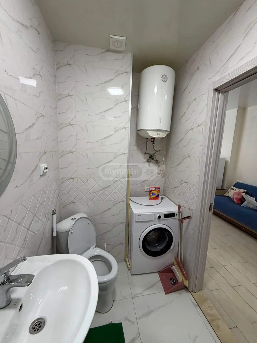 გენერალ ასლან აბაშიძის ქუჩა 10 - 1 rooms