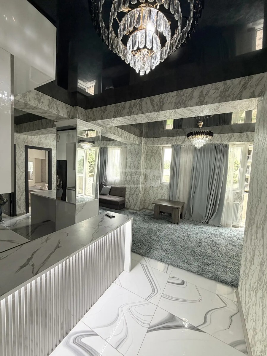 მოსკოვის გამზირი 38 - 3 rooms