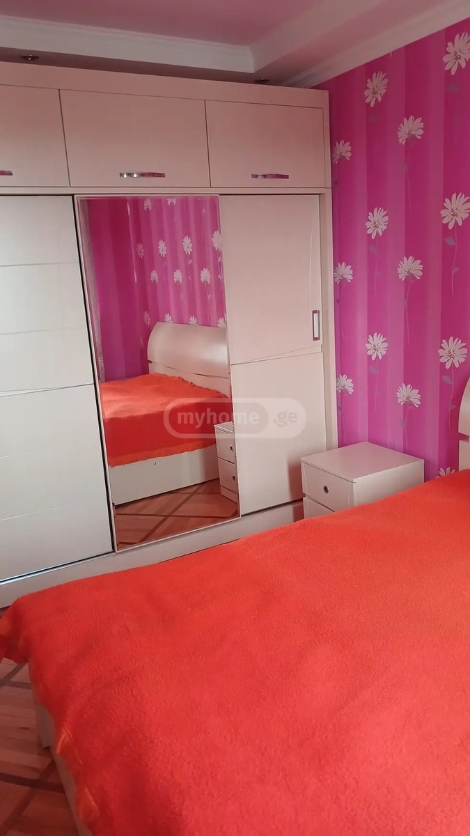 ნიკეას ქ. 66 - 3 rooms