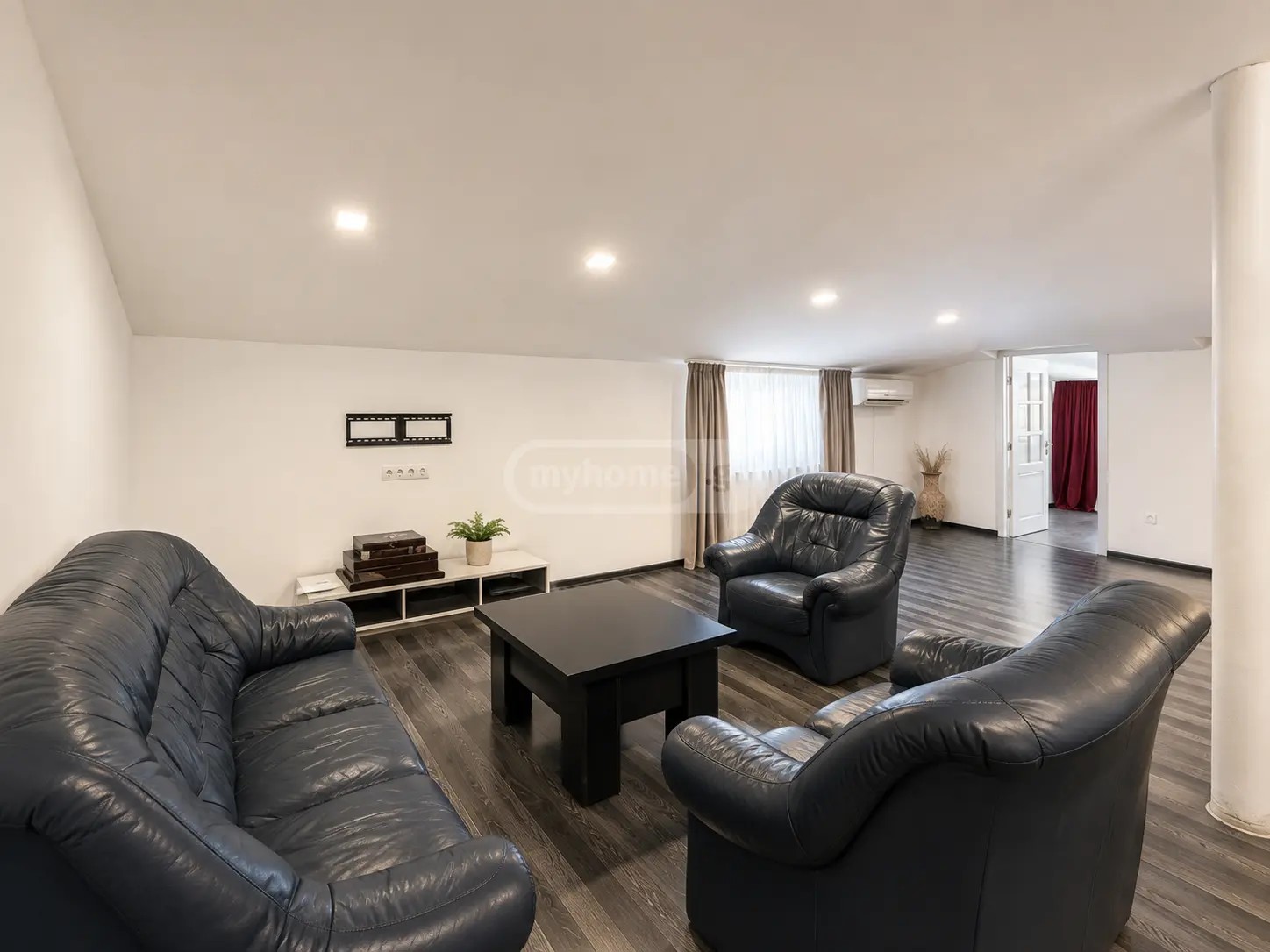 ყაზბეგის გამზ.  - 4 rooms