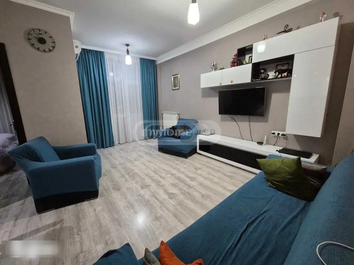 ვეფხისტყაოსნის ქ. 16 - 3 rooms