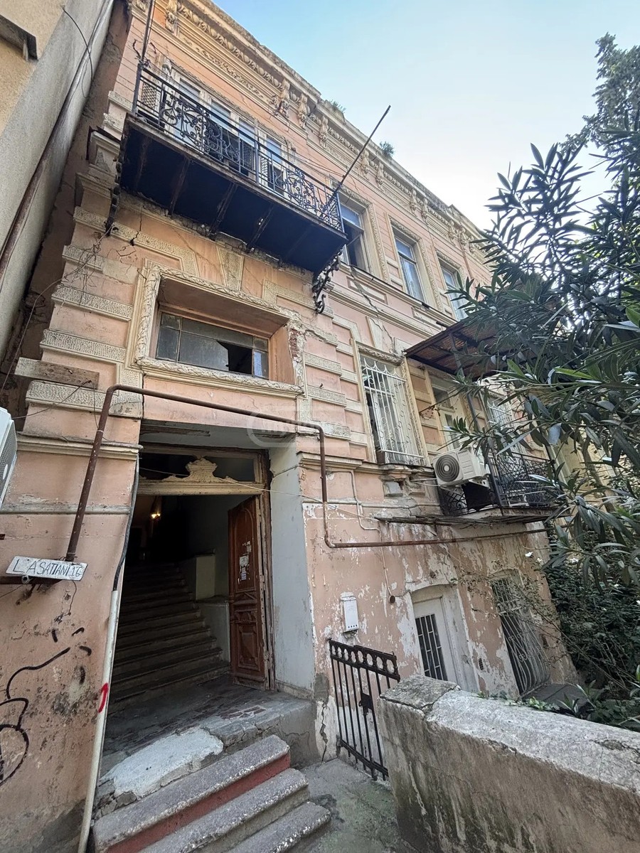 ასათიანი ლ. ქუჩა 16 - 4 rooms