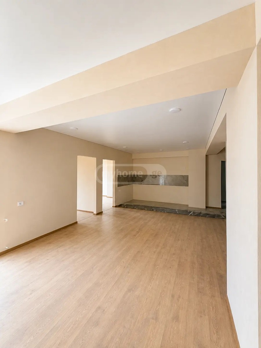 დემეტრე თავდადებულის ქუჩა 40 - 4 rooms