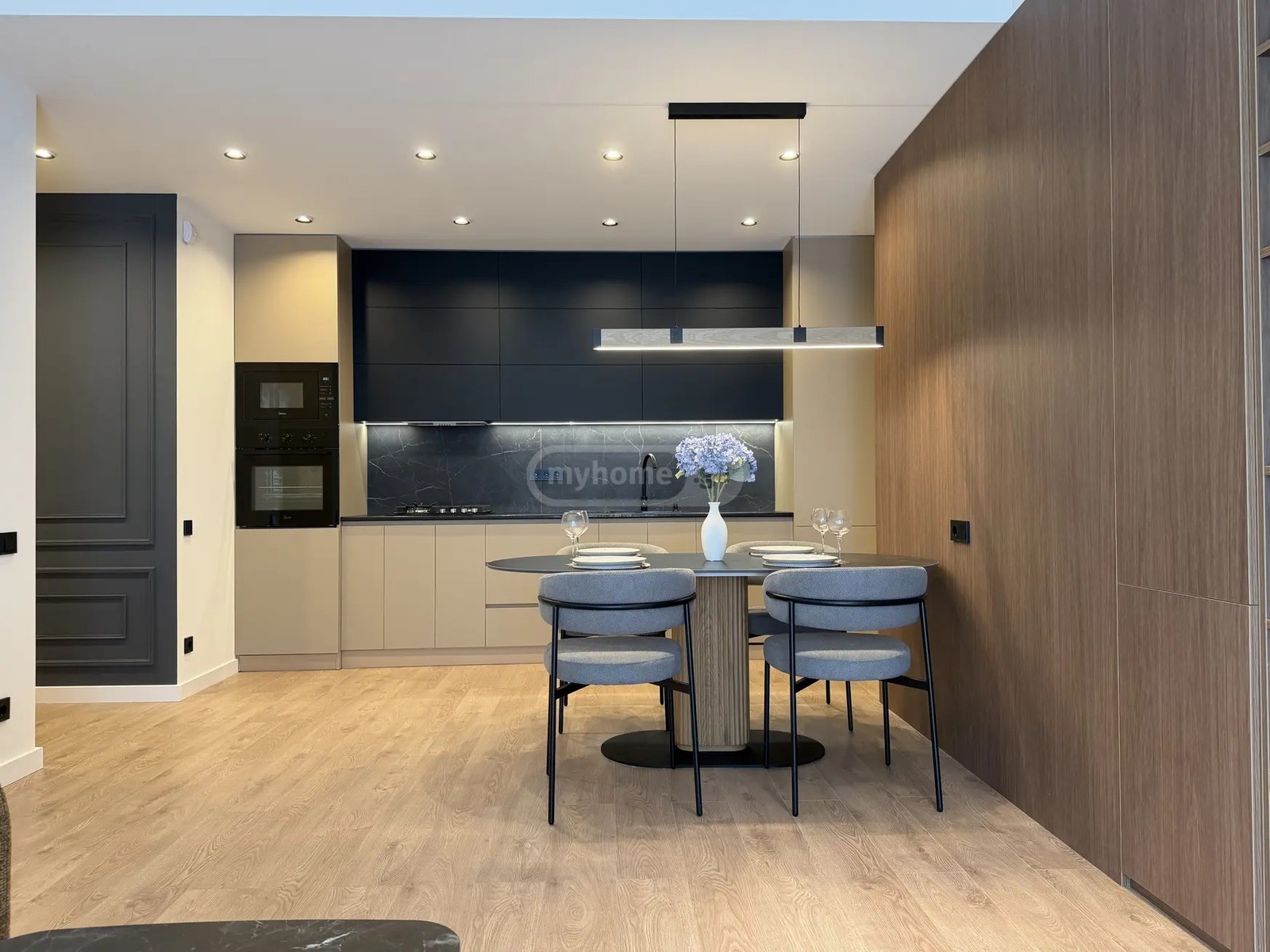 ნუცუბიძის ქ.  125 - 3 rooms