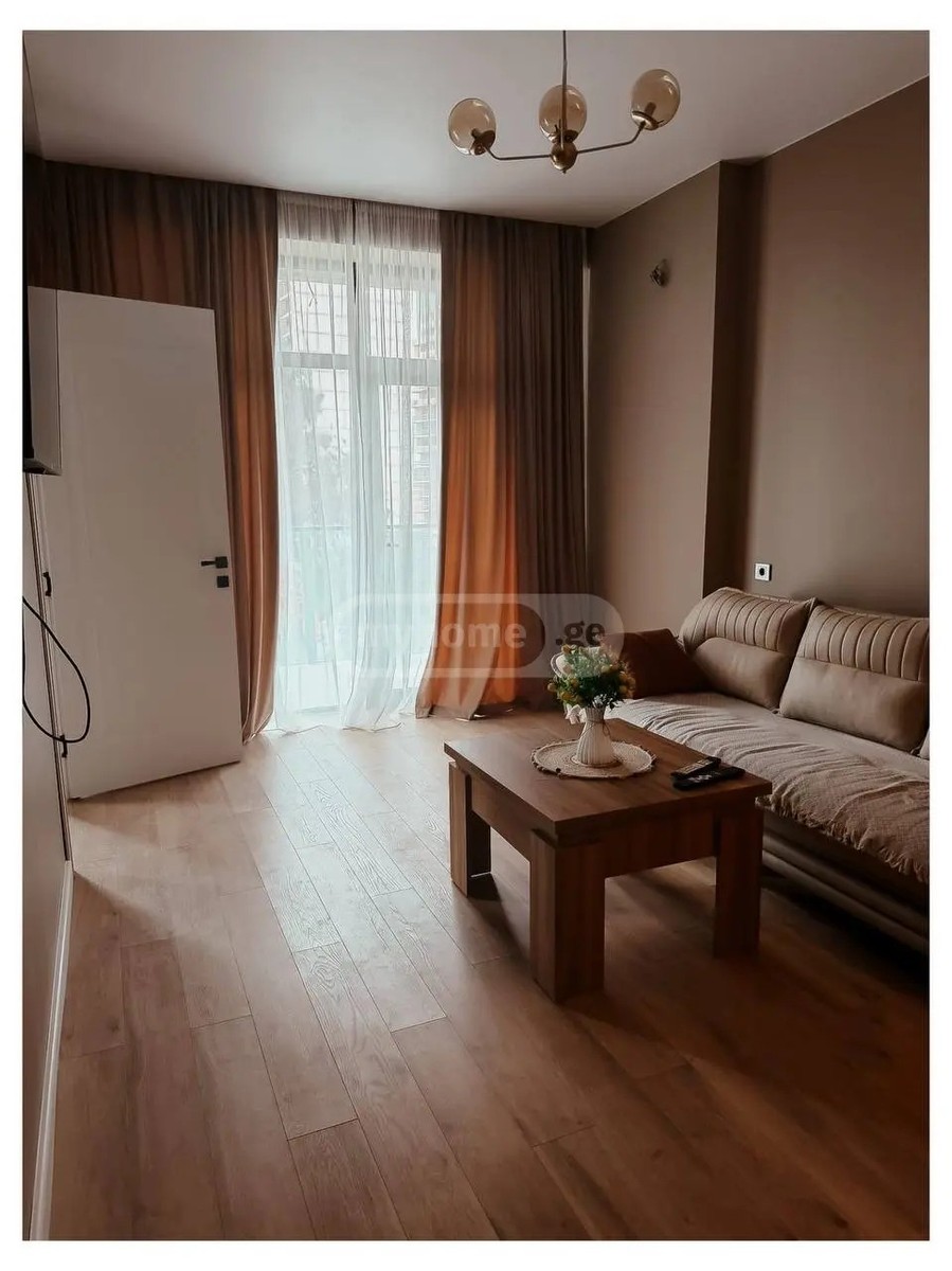 ელიავა გრ. ქ. 32 - 3 rooms