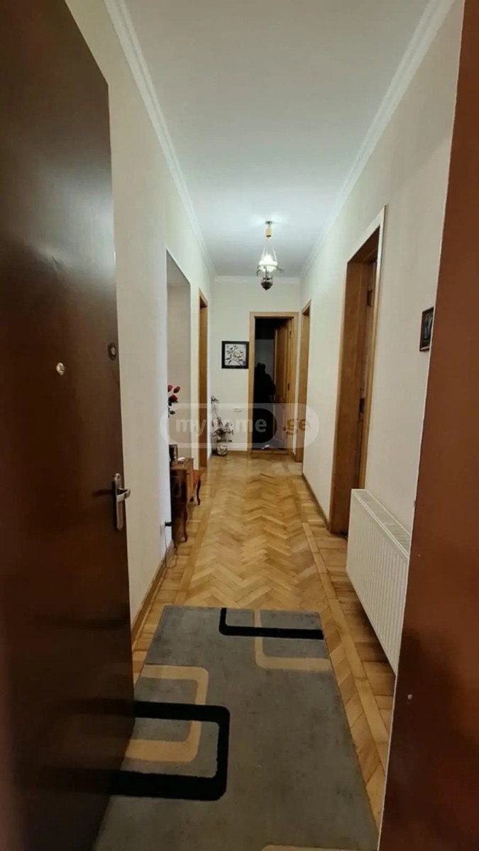 აღმაშენებლის გამზირი 112 - 4 rooms