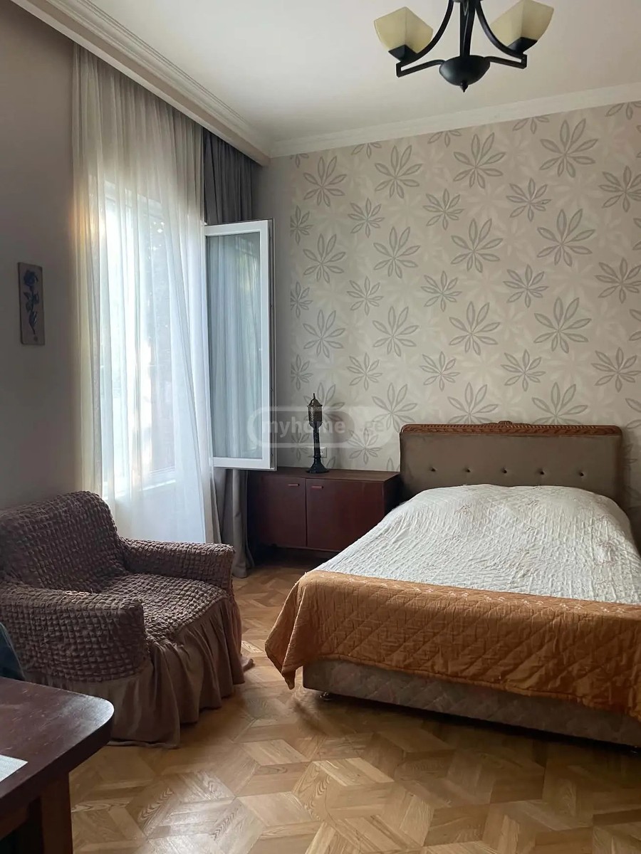 ჩეხოვის ქ.  - 3 rooms